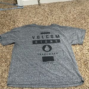 Men gray tee shirt size small